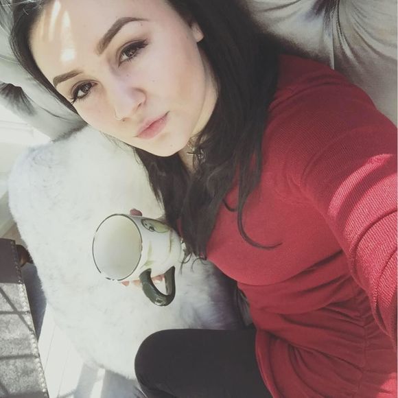 Meet your Posher, Brynn - Picture 1 of 1