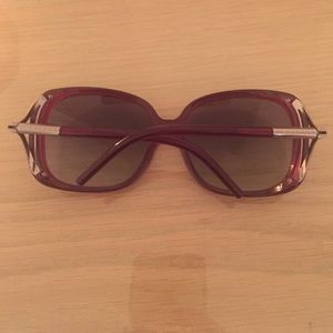Burberry sunglasses with case