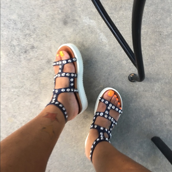 Sandals - Picture 5 of 5