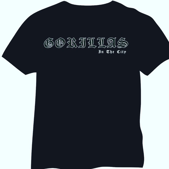Gorillas in the city Tag less
