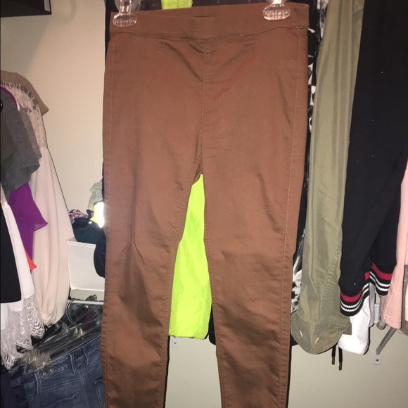 Brown skinny pants