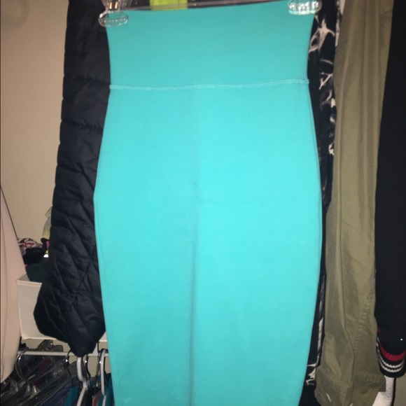 Bebe blue bandage skirt
