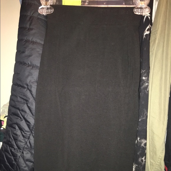 Black pencil skirt