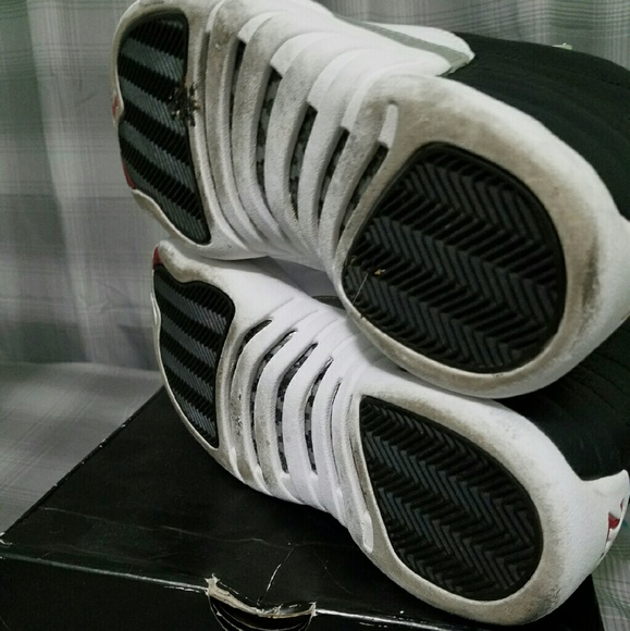 Jordan retro 12 \