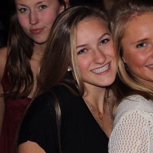 Meet your Posher, Emma