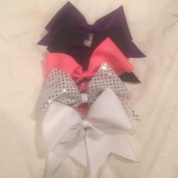 Cheerleading bows!