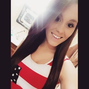 Meet your Posher, Casie