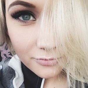 Meet your Posher, Jaina