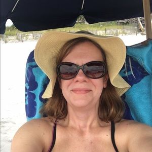 Meet your Posher, Joy