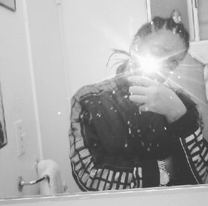 Meet your Posher, Maleka