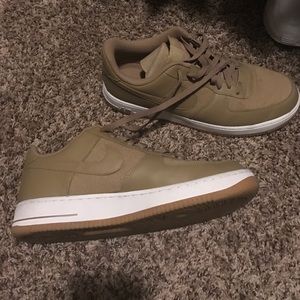 Nike Shoes - Nike shoes Nike Shoes - Nike shoes