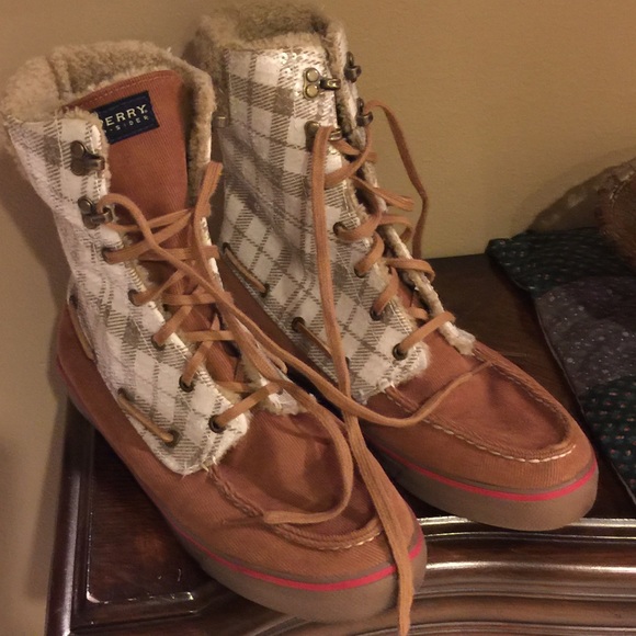 Sperrys sequin boots women's 10m