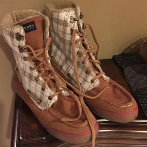 Sperrys sequin boots women's 10m