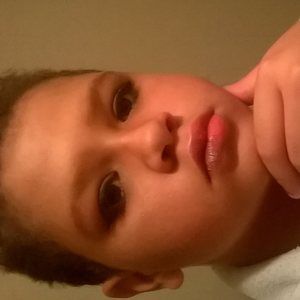 Meet your Posher, Daisya