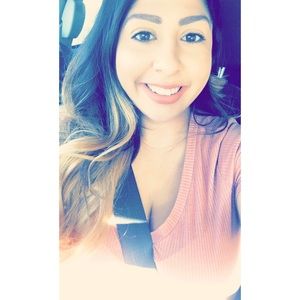 Meet your Posher, Melissa