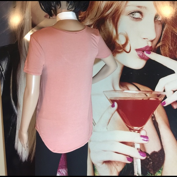 🆕New Strappy Salmon v-neck tee - Picture 4 of 5