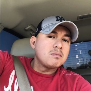 Meet your Posher, Javier