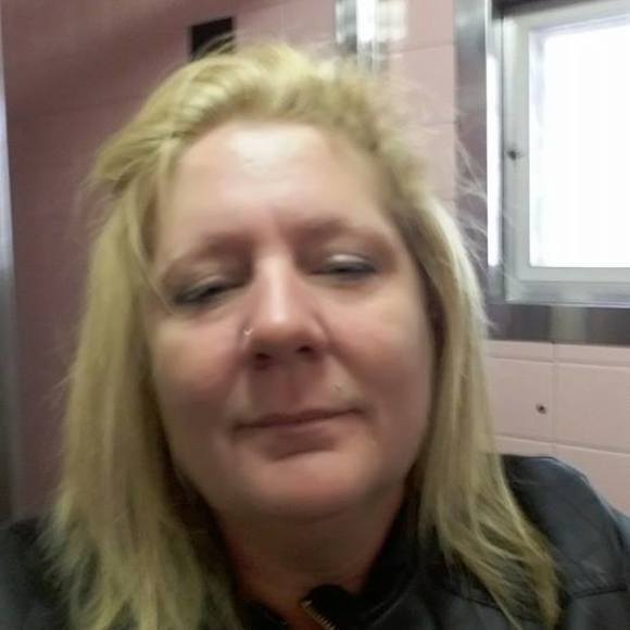 Meet your Posher, Shirley - Picture 1 of 1