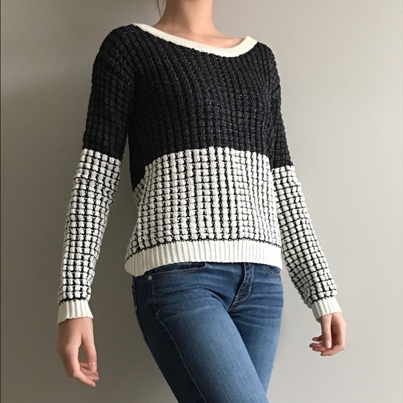 Saks Fifth Avenue Sweaters - White and black sweater from Saks Fifth Avenue