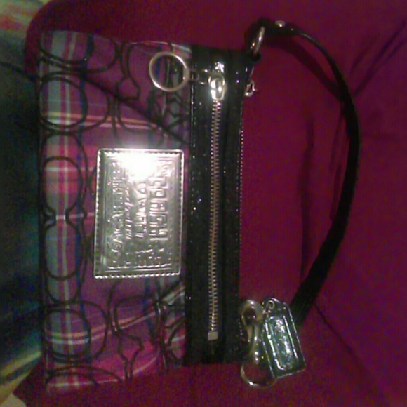 Coach mini wristlet - Picture 1 of 4