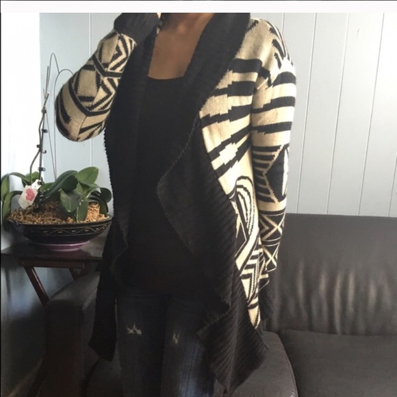 Black long sleeve cardigan