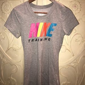 NIKE t shirt
