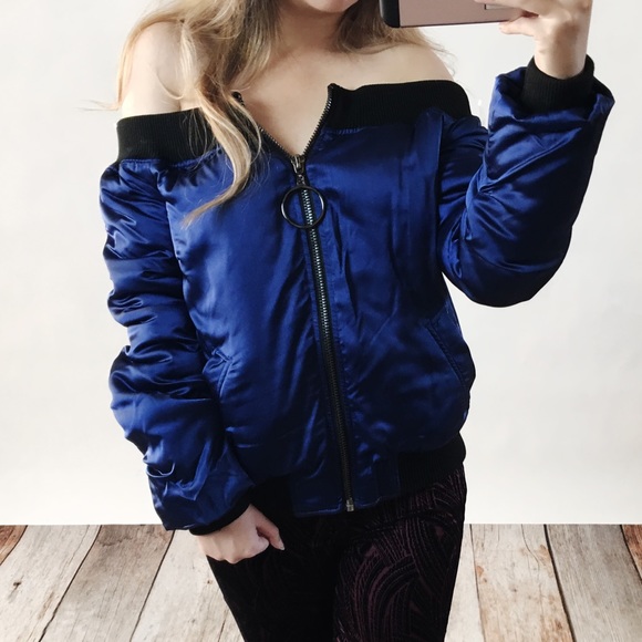 Off Shoulder Bomber Jacket - Picture 2 of 4