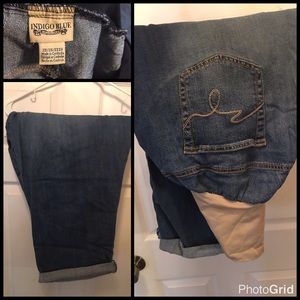 Plus size maternity jean capris