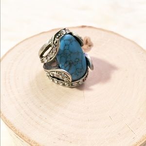 Turquoise fashion ring, rhinestone detail, sz 7
