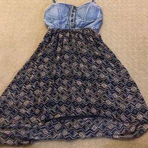 Patterned dress/top with jean !