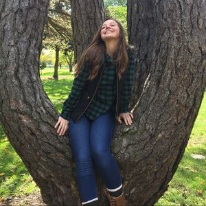 Meet your Posher, Lauren
