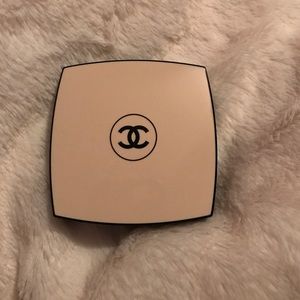 Chanel Les Beiges powder