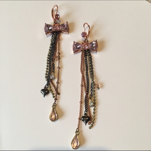 LAST CHANCE🎉 Betsy Johnson Bow Earrings