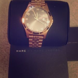 New Marc Jacobs watch ⌚️Rose gold , Authentic 😃