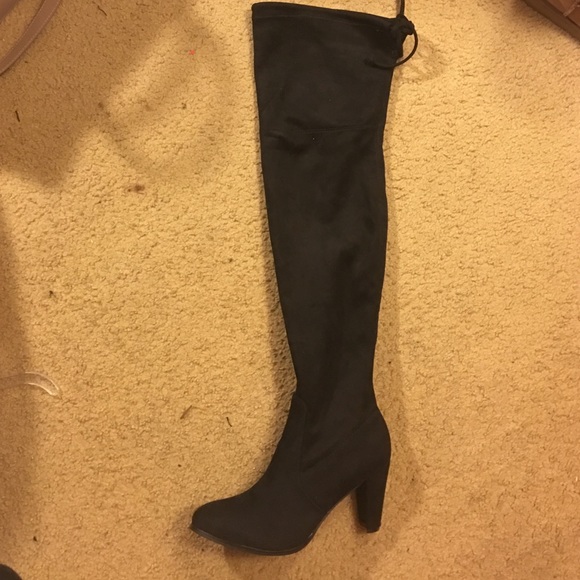 THIGH HIGH BOOTS