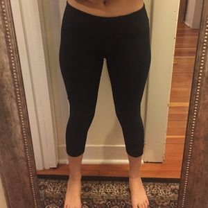 Zella Capri yoga pants