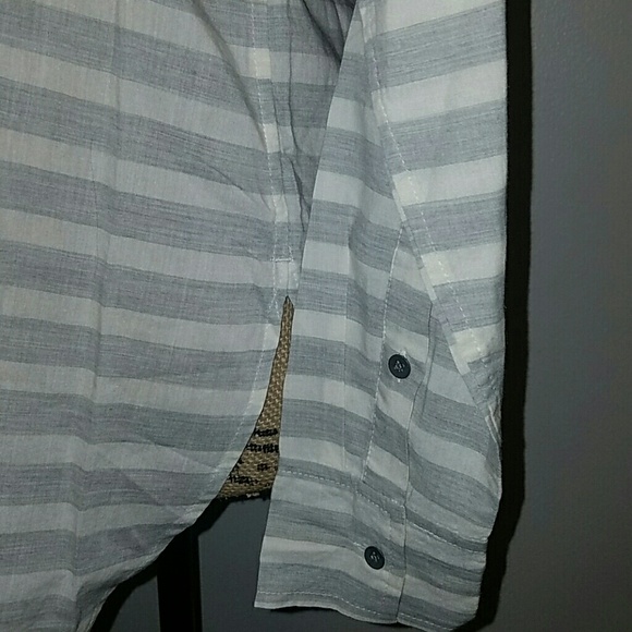 Stripes / Button down