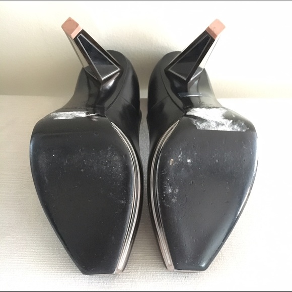 YSL Mirrored Heels - Picture 3 of 4