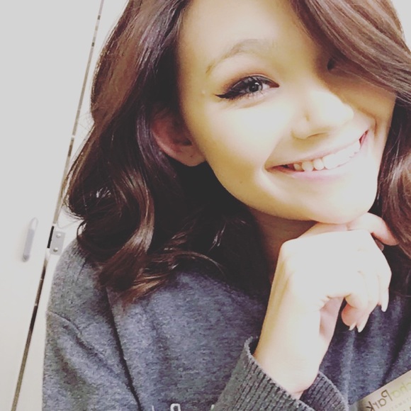 Meet your Posher, Sierra