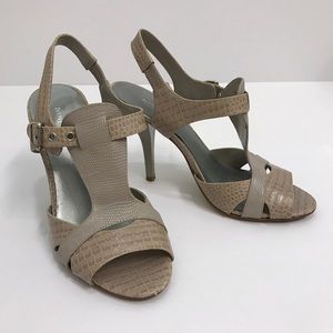 Nine West Hammer T-Strap Heel 5M Light Grey