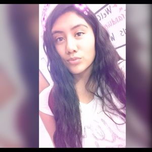 Meet your Posher, Lori