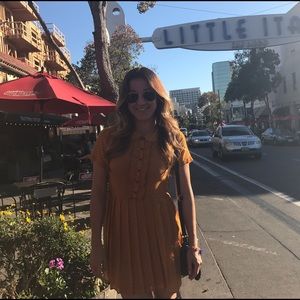 Meet your Posher, Doralicia