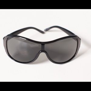 Yves Saint Laurent model 6084/s D28 125 Sunglasses