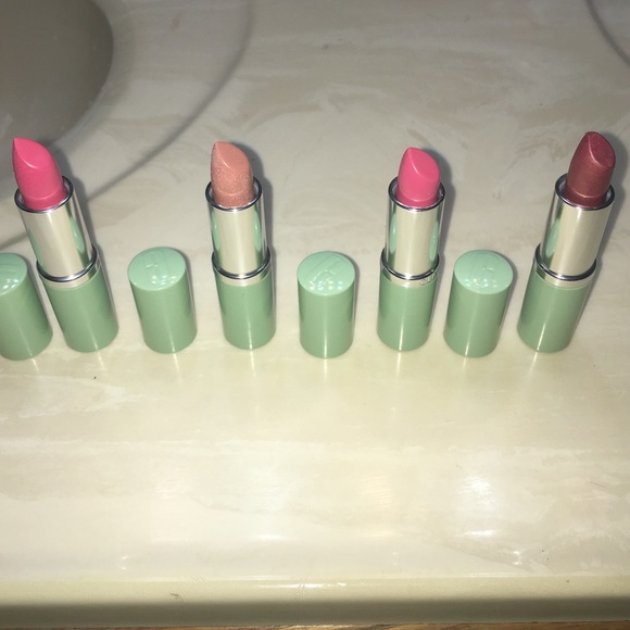 Bundle Clinique Lipstick never used