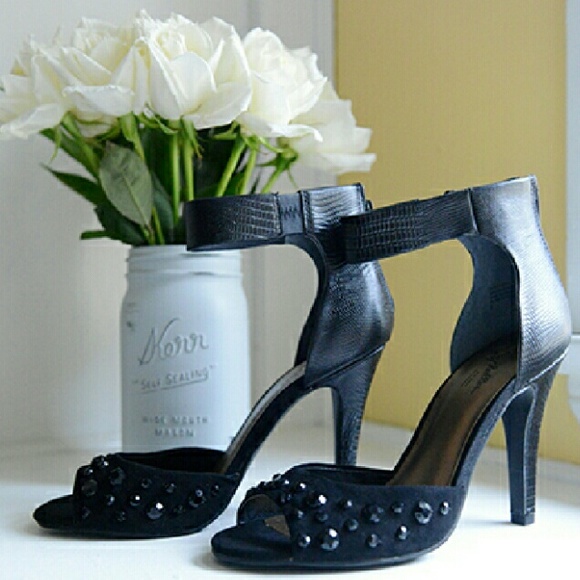 Seychelles Open Toe, Slingback Leather Sandals - Picture 3 of 4