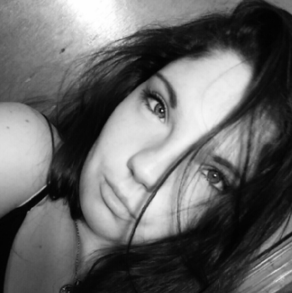 Meet your Posher, Savonna - Picture 1 of 1