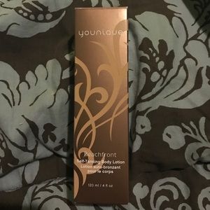 Younique beachfront self tanning body lotion. New!