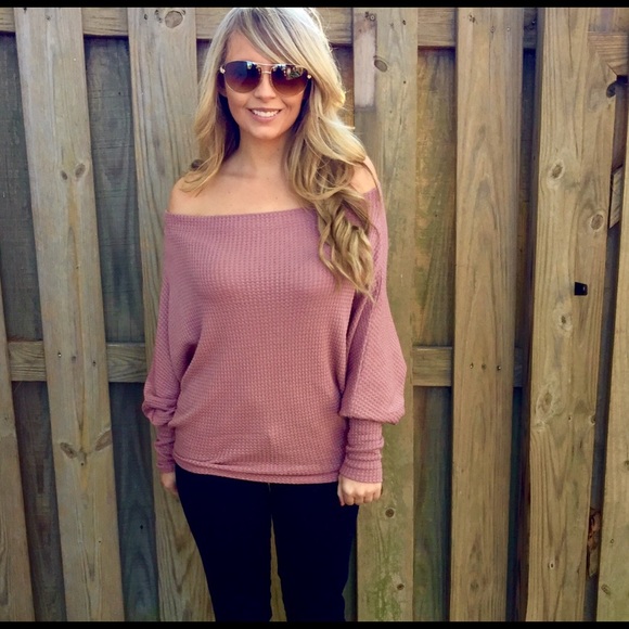 Off shoulder top - Picture 2 of 4