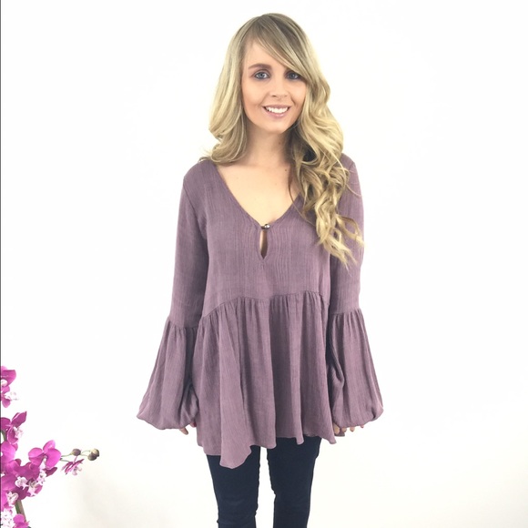 Purple top with button keyhole - Picture 2 of 4