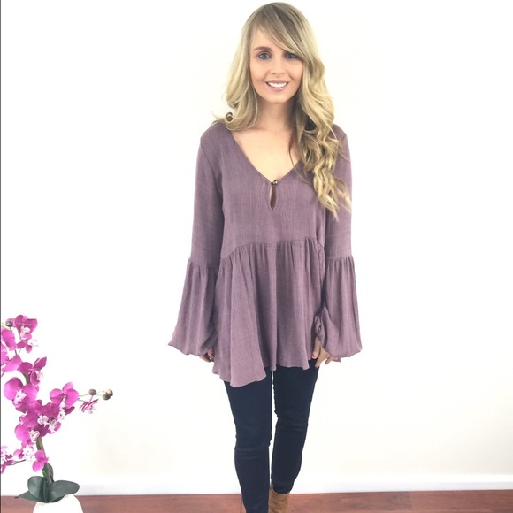 Purple top with button keyhole - Picture 3 of 4